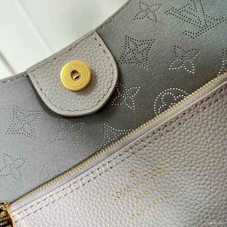 Fashionrepsfam ru 2410YA0180 Bags LV 0816